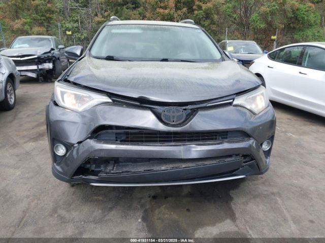 2T3WFREV8GW288227 Toyota Rav4 Xle