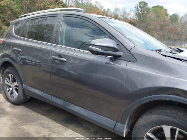 2T3WFREV8GW288227 Toyota Rav4 Xle