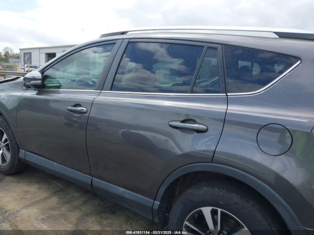 2T3WFREV8GW288227 Toyota Rav4 Xle