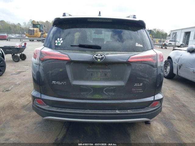 2T3WFREV8GW288227 Toyota Rav4 Xle