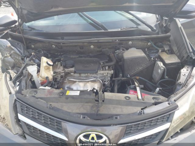 JTMWFREV3FJ058284 Toyota Rav4 Xle
