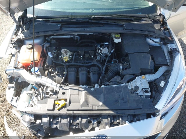 1FADP3K28JL236981 Ford FOCUS SE