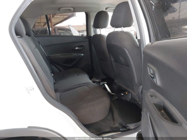 KL7CJKSB3LB043502 Chevrolet Trax Fwd Ls