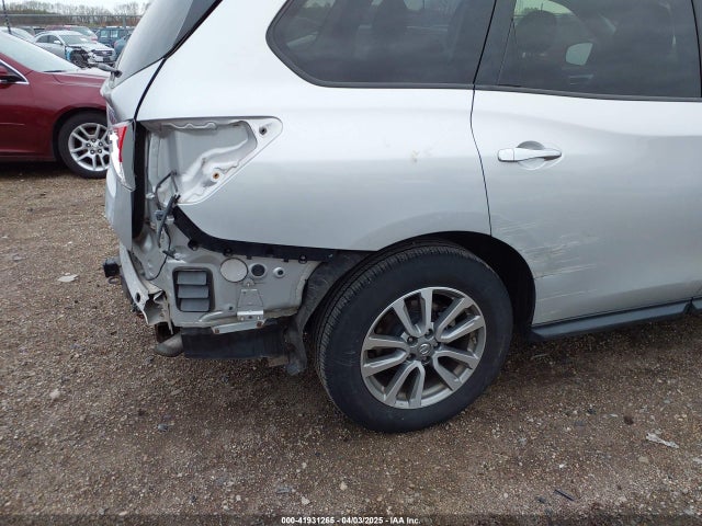 5N1AR2MM8GC658933 Nissan Pathfinder Sv