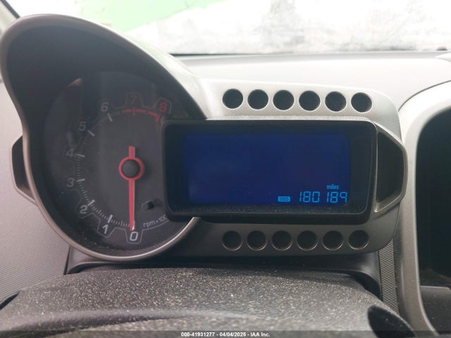 1G1JC5SH7F4152878 Chevrolet Sonic Lt Auto