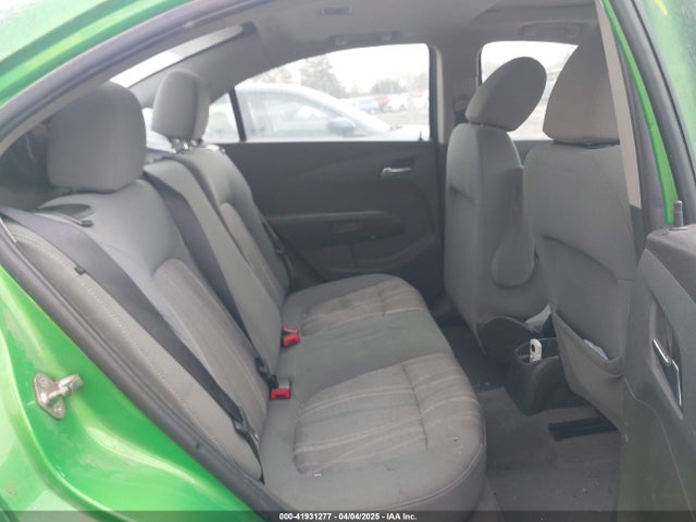 1G1JC5SH7F4152878 Chevrolet Sonic Lt Auto