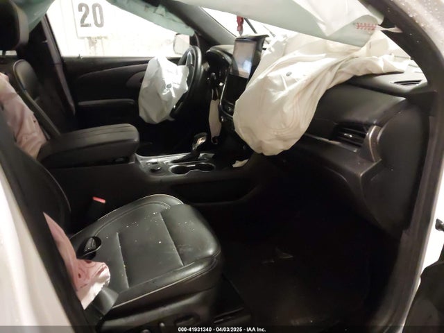 1GNEVKKW4PJ133747 Chevrolet Traverse Awd Premier