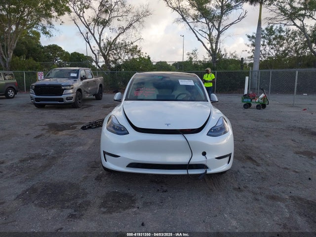 7SAYGDEE7SA345718 Tesla Model Y Long Range Dual Motor All-wheel Drive