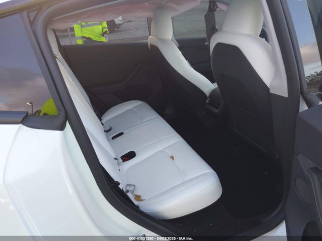2025 TESLA MODEL Y 7SAYGDEE7SA345718 Photo 7