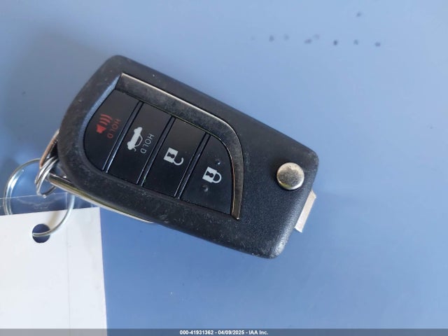 4T1G11AK4NU620878 Toyota CAMRY SE