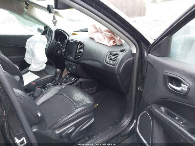 3C4NJDBB1KT601609 Jeep Compass Altitude 4x4