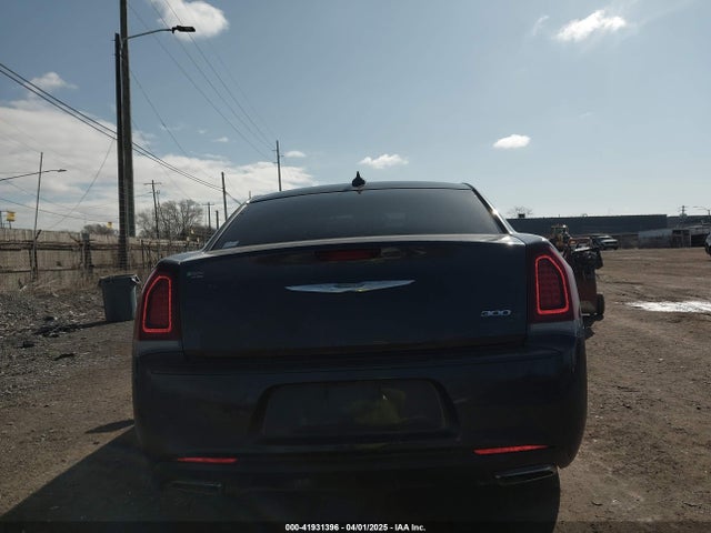 2C3CCAGG3JH250332 Chrysler 300 300s Awd