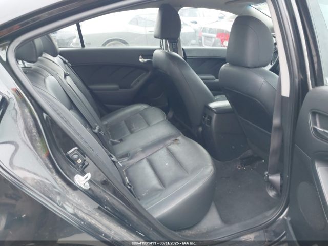 3KPFN4A83HE109188 KIA FORTE EX