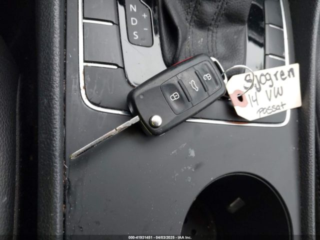1VWAS7A35EC077370 Volkswagen Passat 1.8t Wolfsburg Edition