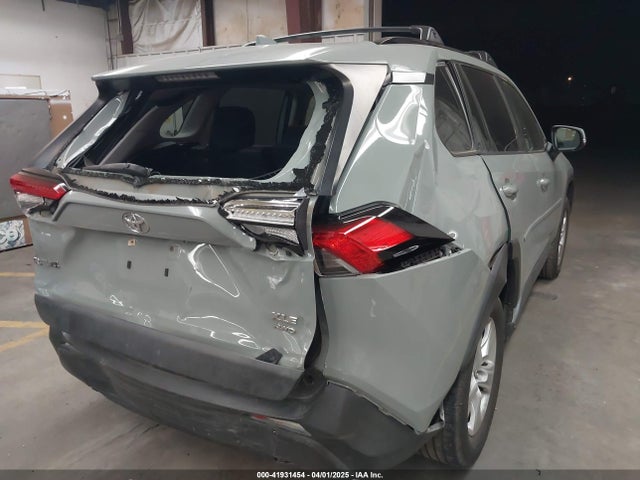 JTMP1RFV2KD028137 Toyota Rav4 Xle
