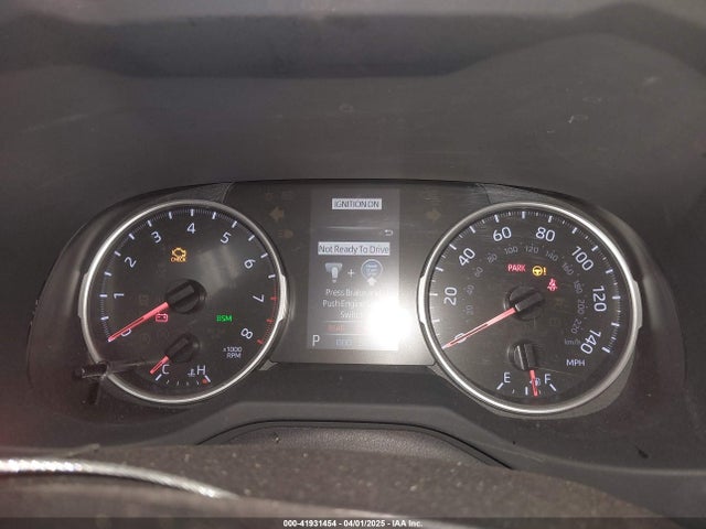 JTMP1RFV2KD028137 Toyota Rav4 Xle