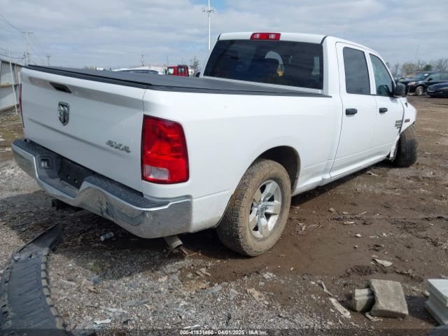 1C6RR7ST4KS699323 RAM 1500 Classic Tradesman  4x4 6'4 Box
