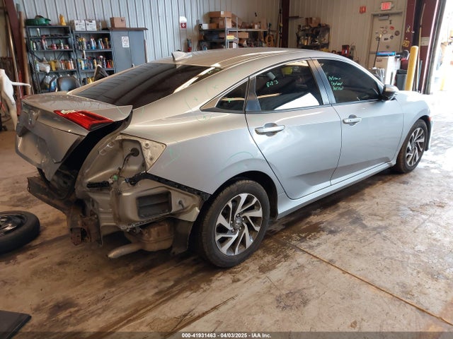 Honda CIVIC EX 2018 2HGFC2F76JH533471 Image 4