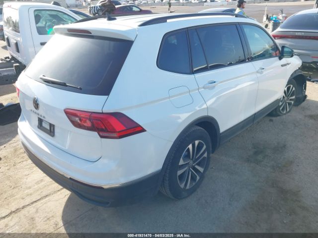 3VVRB7AX3PM018166 Volkswagen Tiguan 2.0t S