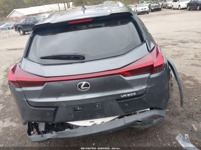 JTHX3JBH4N2047315 Lexus UX 200