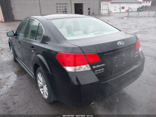 4S3BMBA67E3032459 Subaru Legacy 2.5i