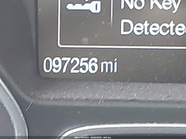 1FMCU9J98HUA56853 Ford Escape Titanium