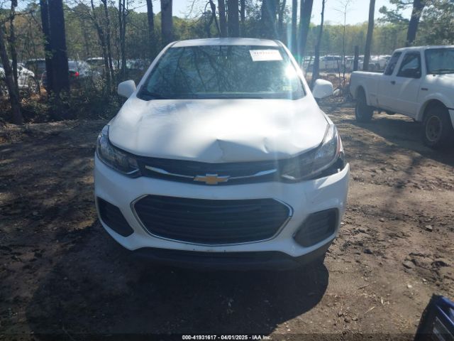 3GNCJKSB8LL116307 Chevrolet Trax Fwd Ls