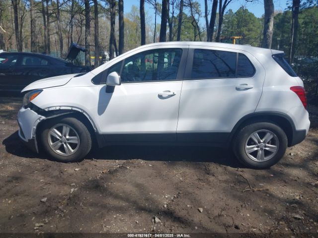 3GNCJKSB8LL116307 Chevrolet Trax Fwd Ls