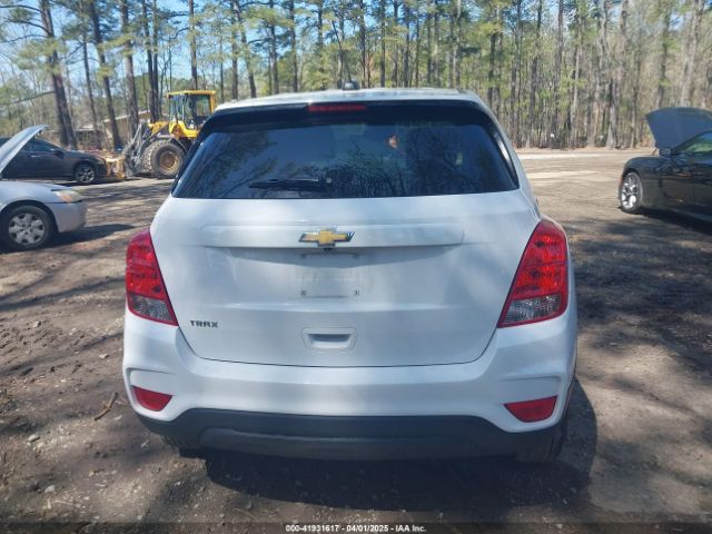 3GNCJKSB8LL116307 Chevrolet Trax Fwd Ls