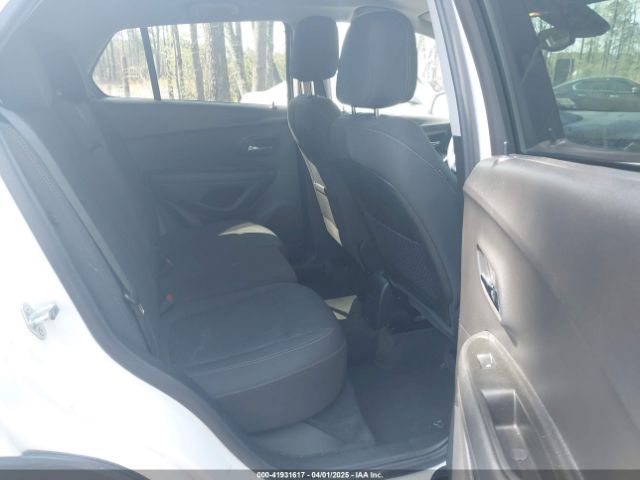 3GNCJKSB8LL116307 Chevrolet Trax Fwd Ls