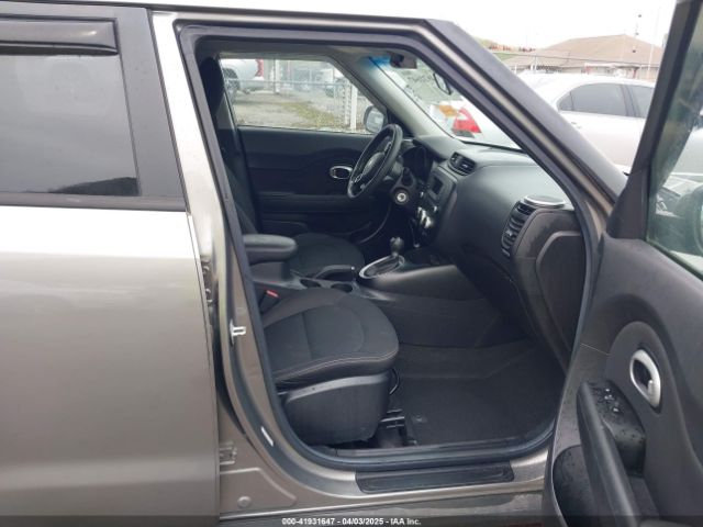 KNDJN2A26E7106923 KIA Soul