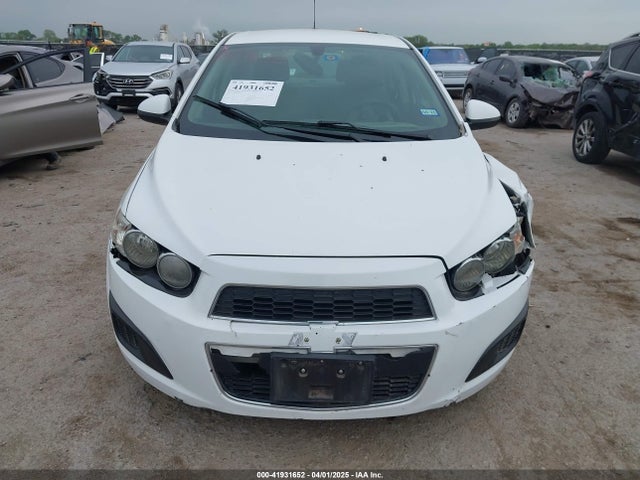 1G1JC5SH7F4112395 Chevrolet Sonic Lt Auto