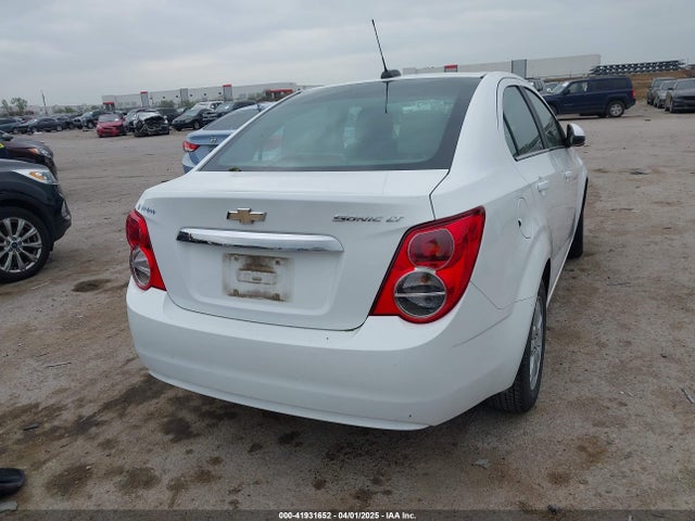 1G1JC5SH7F4112395 Chevrolet Sonic Lt Auto