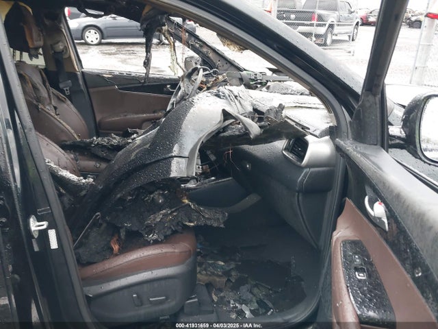 5XYPKDA59LG704769 KIA Sorento 3.3l Sx