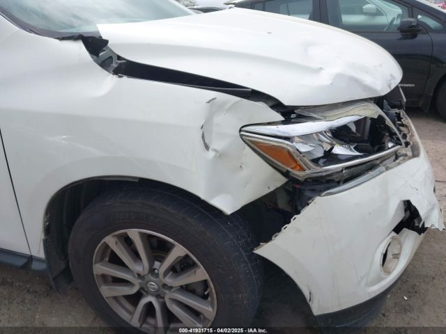 5N1AR2MN6EC653705 Nissan Pathfinder S