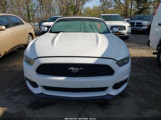 1FATP8EM2F5343994 Ford Mustang V6