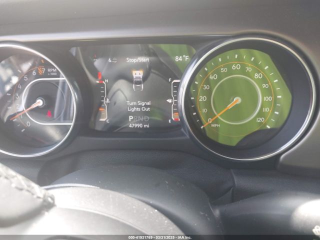 1C4HJXDG6KW539951 Jeep Wrangler Unlimited Sport Altitude 4x4