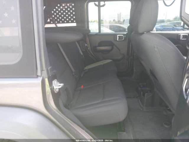 1C4HJXDG6KW539951 Jeep Wrangler Unlimited Sport Altitude 4x4