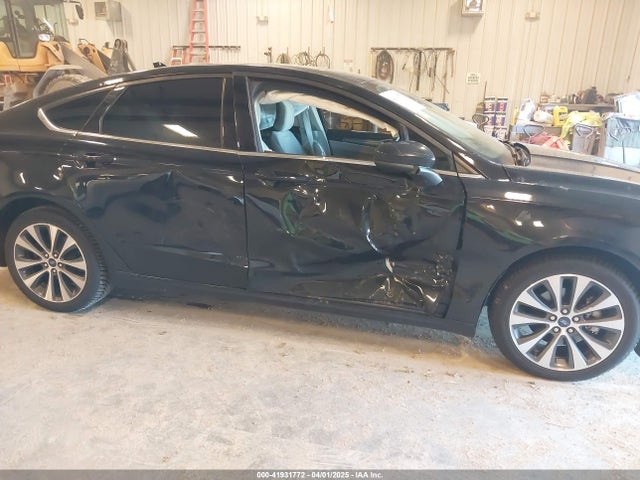 3FA6P0T9XKR259670 Ford FUSION SE