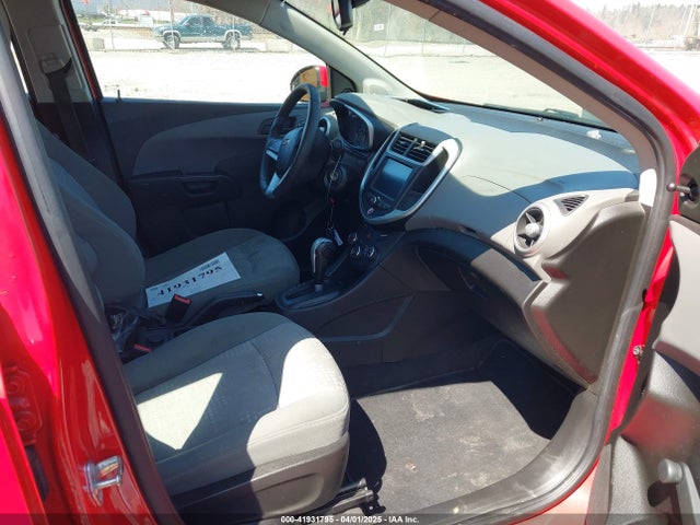1G1JB5SH3H4163902 Chevrolet Sonic Ls Auto