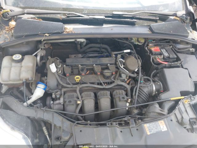 1FADP3F27EL268403 Ford FOCUS SE