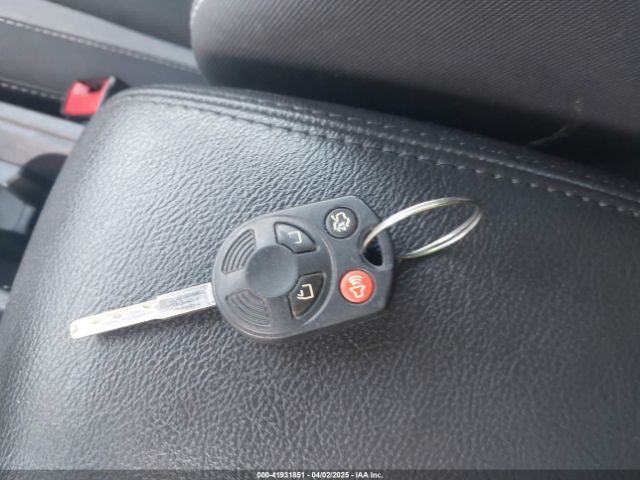 1FADP3F27EL268403 Ford FOCUS SE