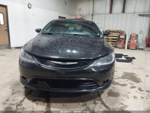 1C3CCCBBXFN531792 Chrysler 200 S