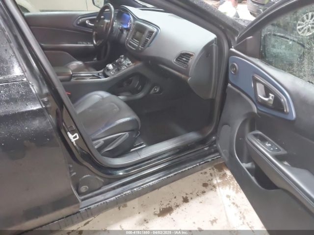 1C3CCCBBXFN531792 Chrysler 200 S