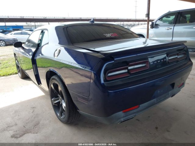 2C3CDZAG5FH723983 Dodge Challenger Sxt