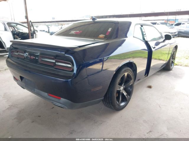 2C3CDZAG5FH723983 Dodge Challenger Sxt