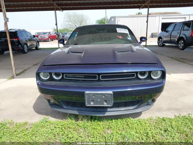 2C3CDZAG5FH723983 Dodge Challenger Sxt