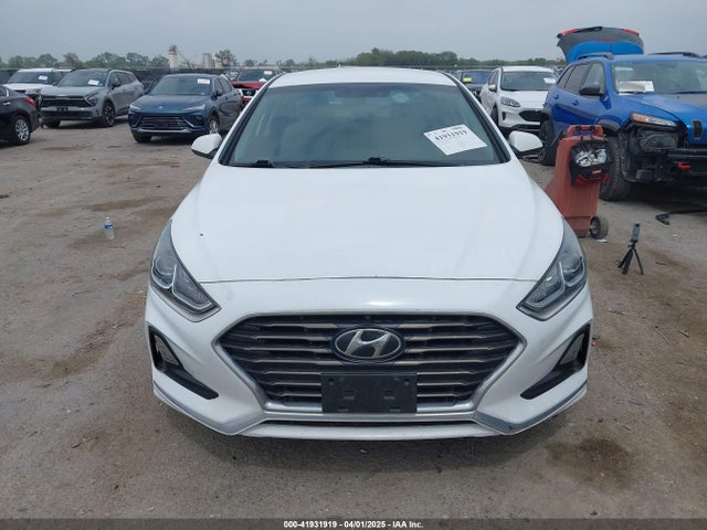 5NPE24AFXKH796899 Hyundai SONATA SE