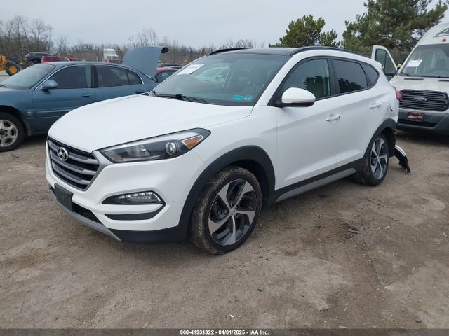 KM8J3CA27JU707521 Hyundai Tucson Value