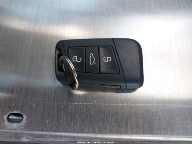 3VWC57BU7KM219347 Volkswagen 1.4 tsi